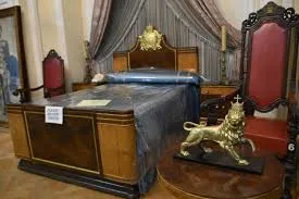 Inside the Emperor’s Bedroom: The Ethnological Museum  view 3