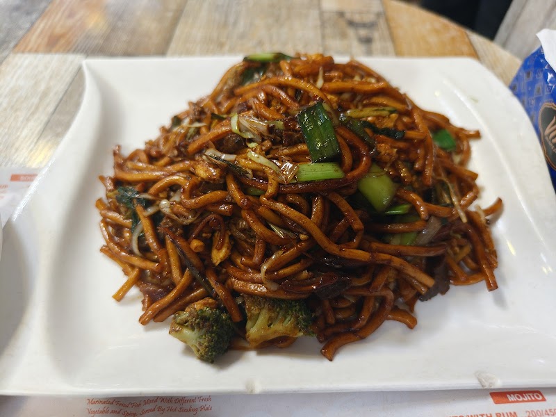 Chanoly Noodle - near Bole Airport | ቻኖሊ ኖድል ቦሌ አየር መንገድ in Addis Ababa, Bole  view 4