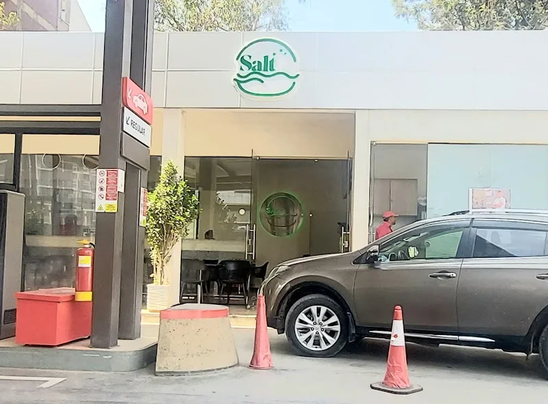 Salt Burger | Bole (Total Fuel Station) | ሳልት በርገር | ቦሌ (ቶታል ማደያ)