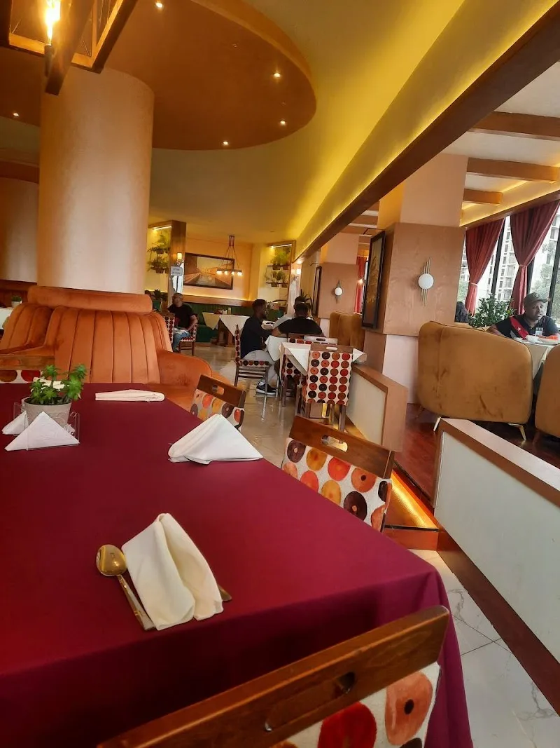 Bello Restaurant in Addis Ababa, Arada  view 2