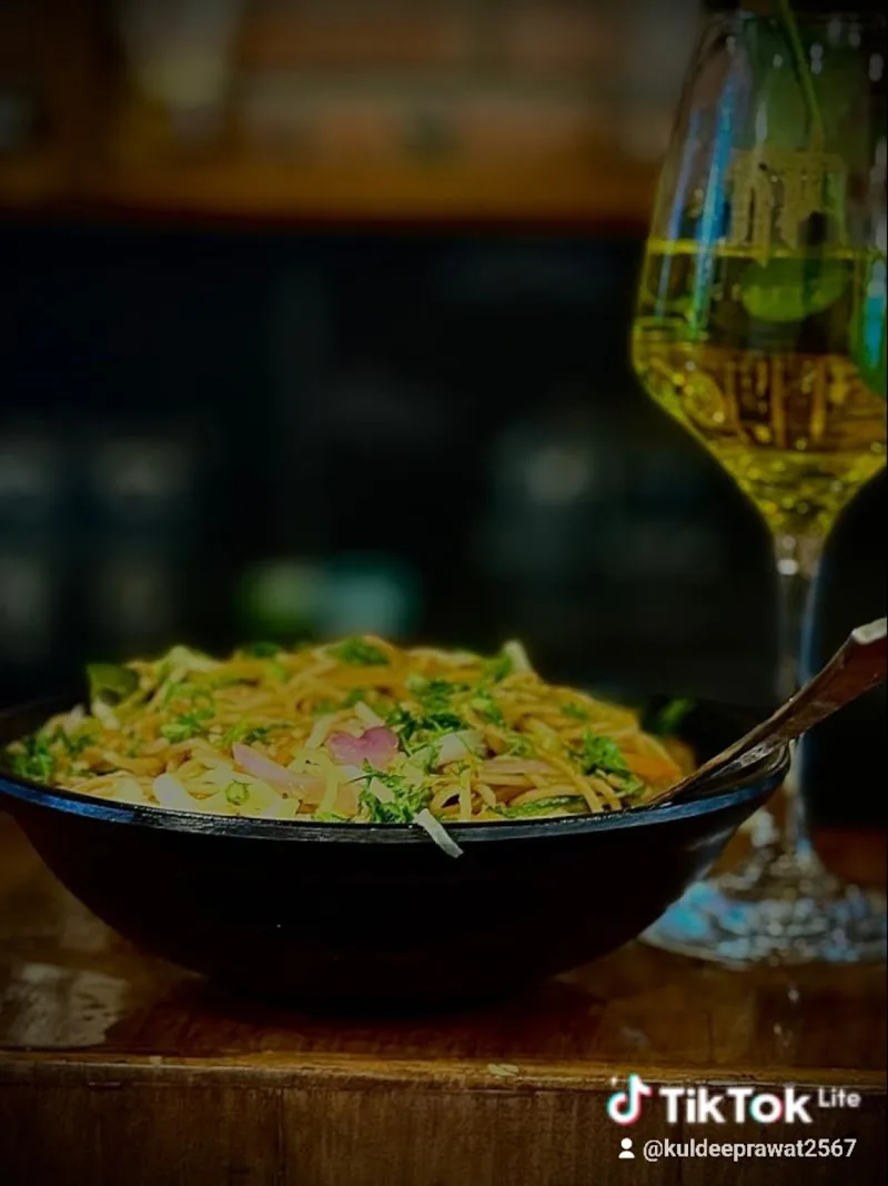 OM Indian Bistro | Bole Rwanda in Addis Ababa, Bole  view 4