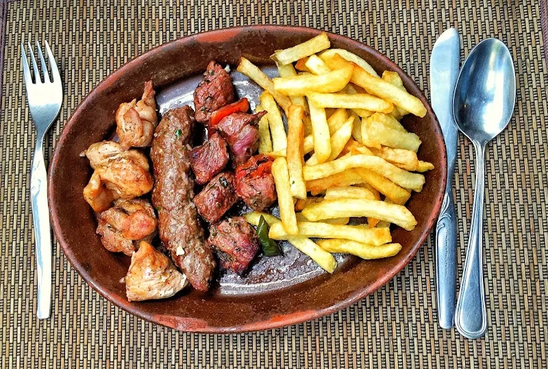 Aladdin Restaurant in Addis Ababa, Nefassilk Lafto  view 2