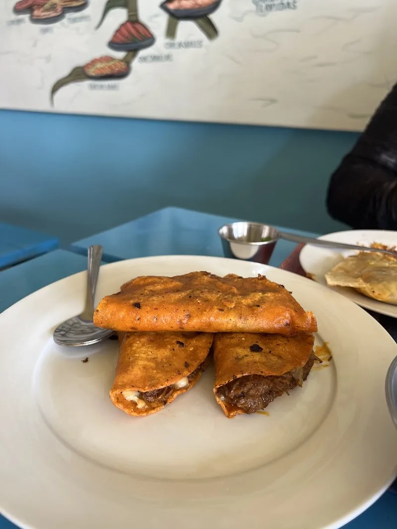 SOMBRERO in Addis Ababa, Yeka  view 4