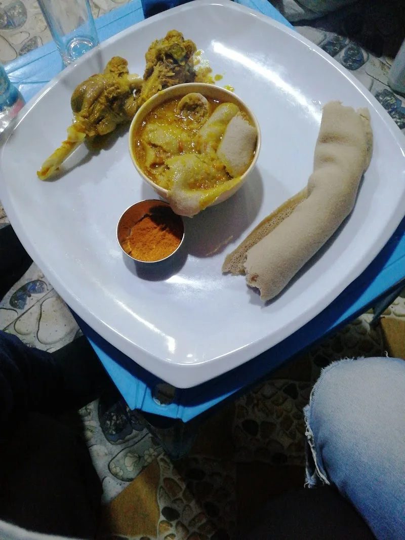 Reva Burger and fast food in Addis Ababa, Kirkos  view 4