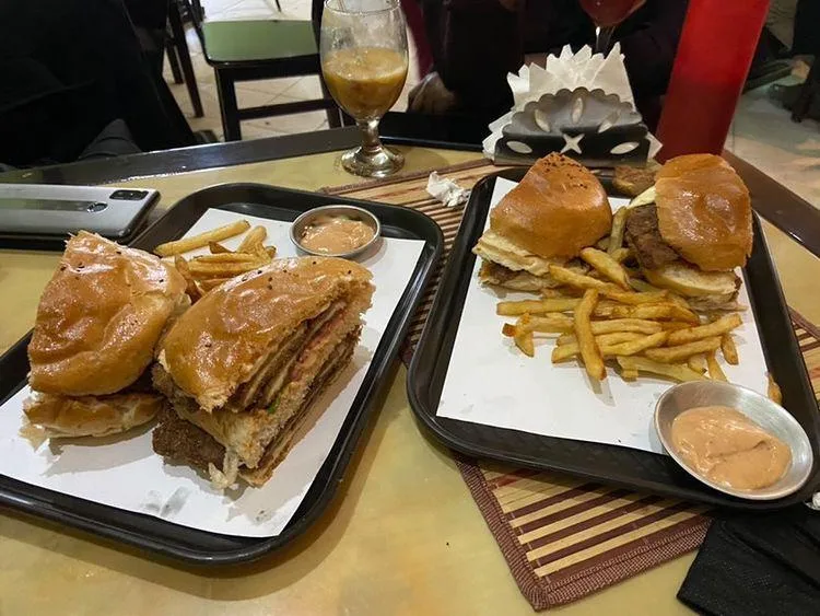 yitem burger in Addis Ababa, Bole  view 5