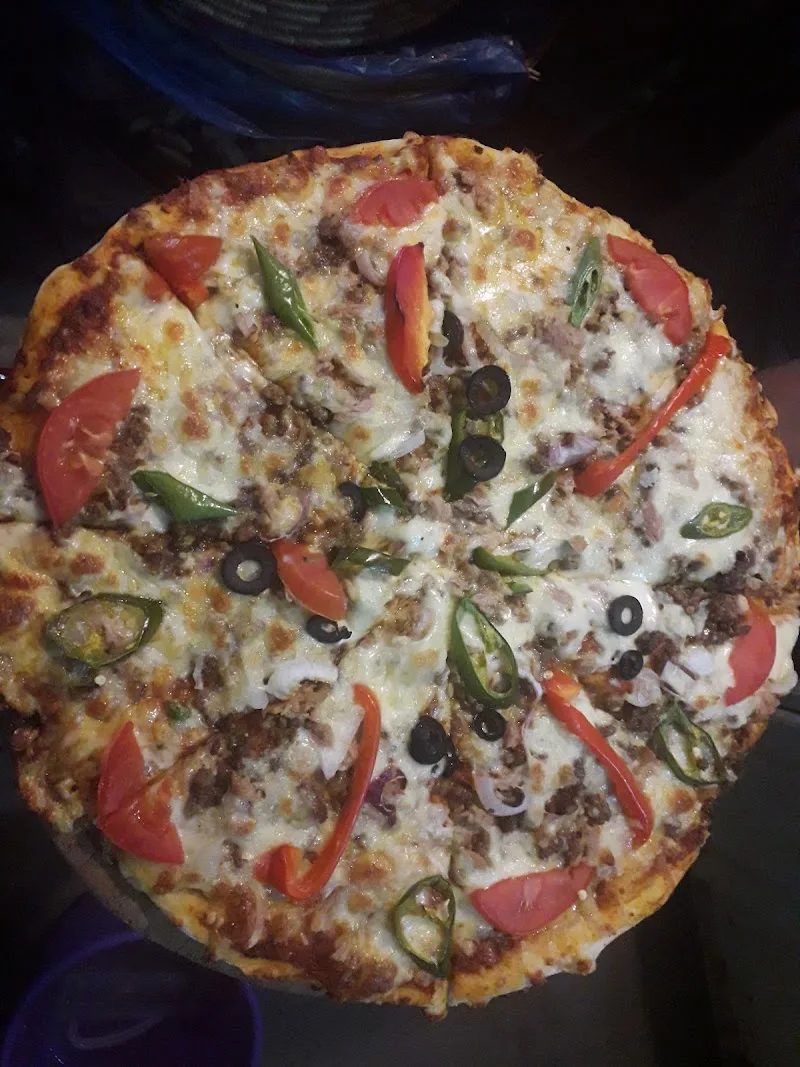 ርሆቦት fast food in Addis Ababa, Bole  view 2