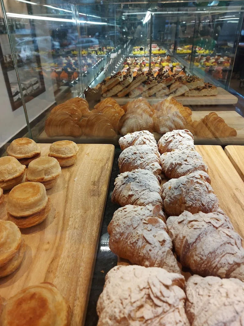 KOBA Patisserie & Bakery - 4 Kilo Branch in Addis Ababa, Arada  view 2