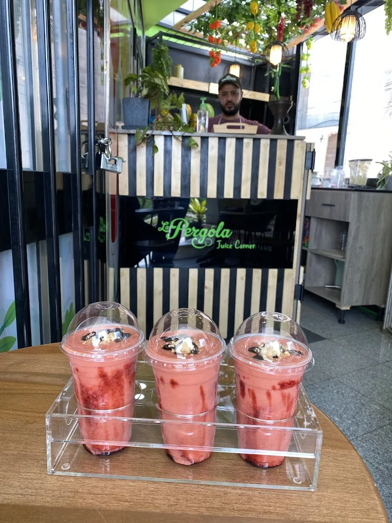 La Pergola Juice Corner in አዲስ አበባ, አራዳ ክፍለ ከተማ  view 2