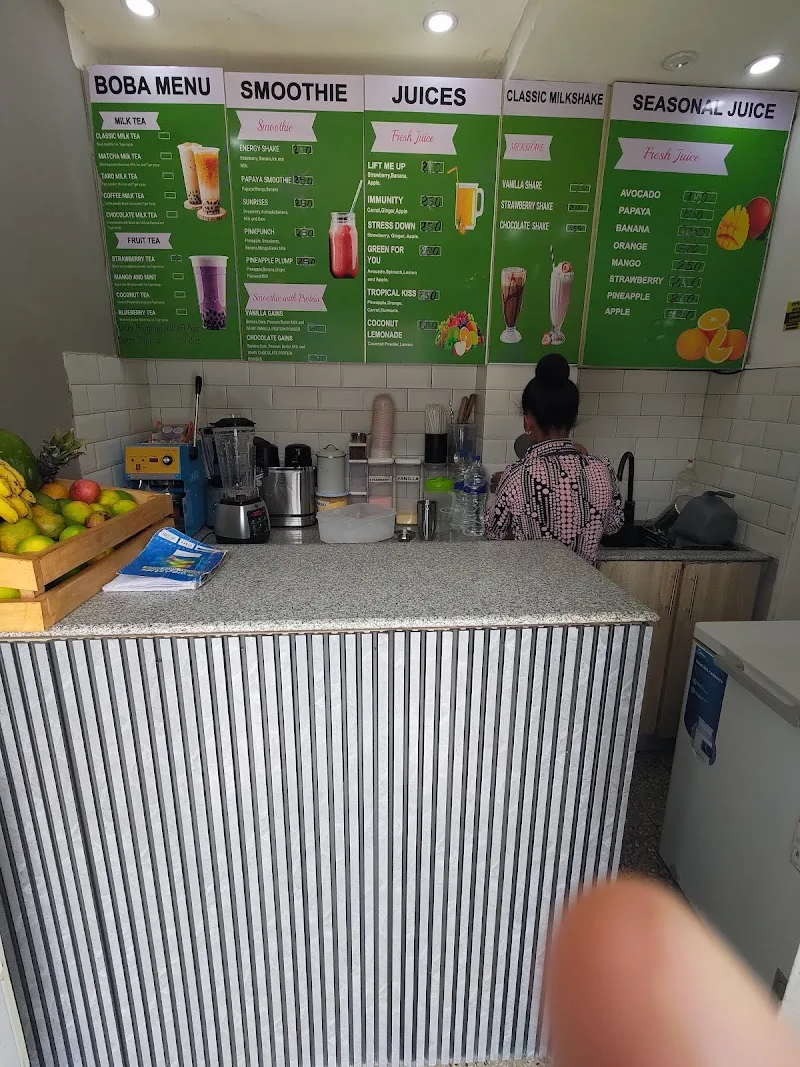 Fresh and wild healthy juice bar and bobba tea in Addis Ababa, አራዳ ክፍለ ከተማ  view 5