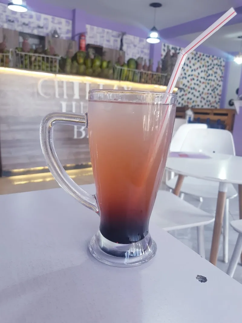 Chillax juice bar in Addis Ababa, Kolfe Keranio  view 3