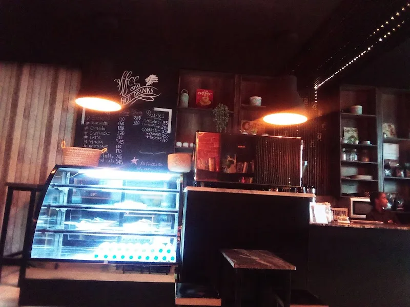 Rising Cub Coffee Roasters (formerly Black Lion Organic Coffee Shop) | Kazanchis | ብላክ ላይን ኦርጋኒክ ቡና | ካሳንቺስ in Addis Ababa, Kirkos  view 4