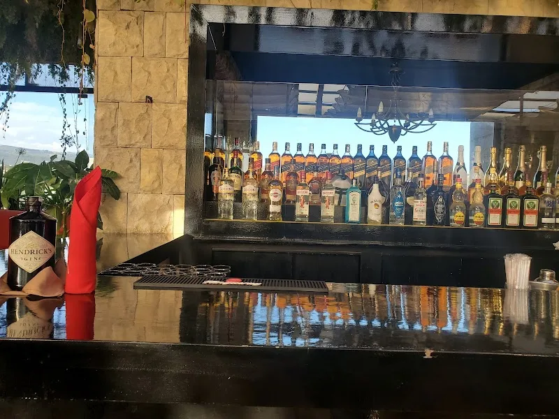 St. George Bar ቅዱስ ጊዮርጊስ ባር in Addis Ababa, Arada  view 2