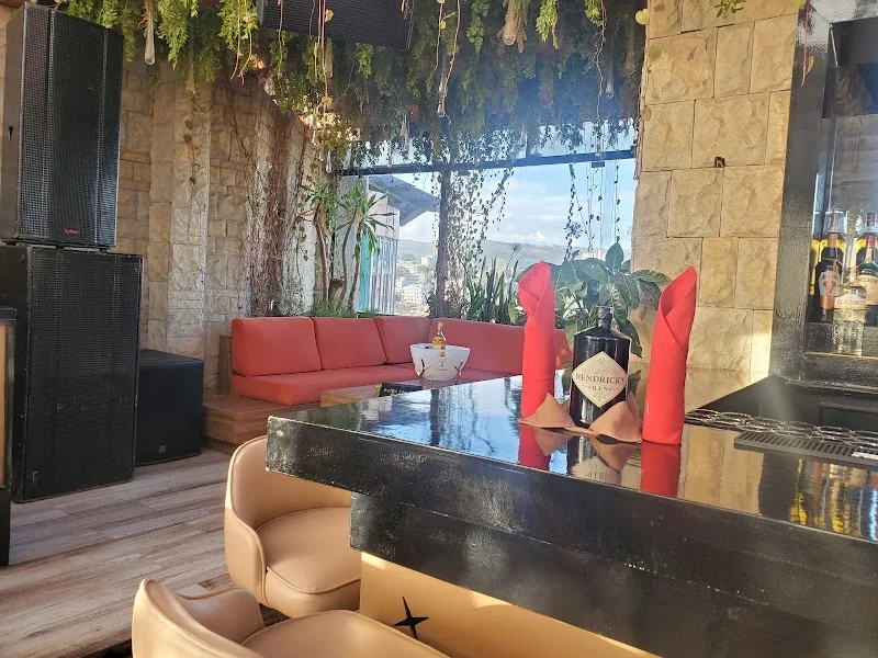 St. George Bar ቅዱስ ጊዮርጊስ ባር in Addis Ababa, Arada  view 3