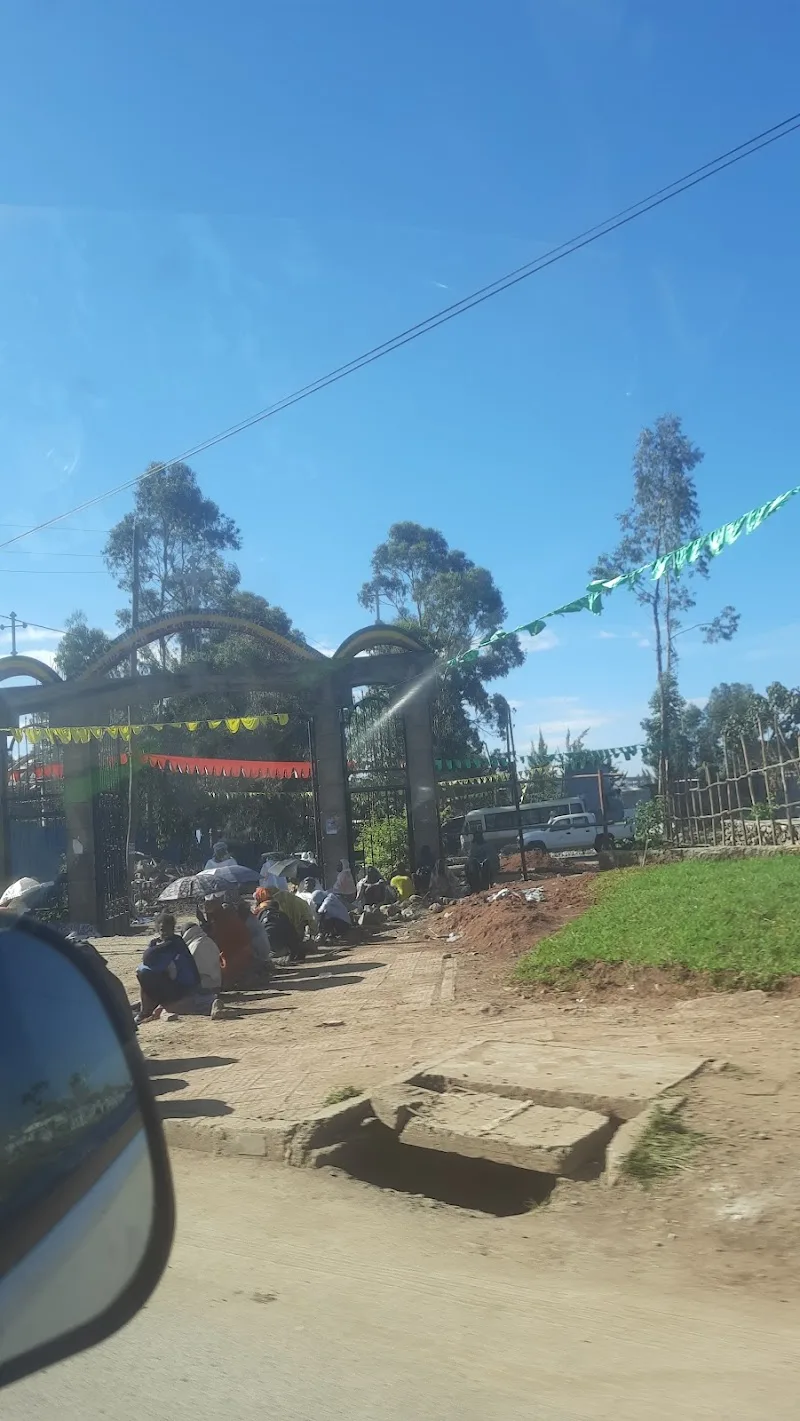 St. George Church | ቅዱስ ጊዮርጊስ ቤተ ክርስቲያን in Addis Ababa, Bole  view 5