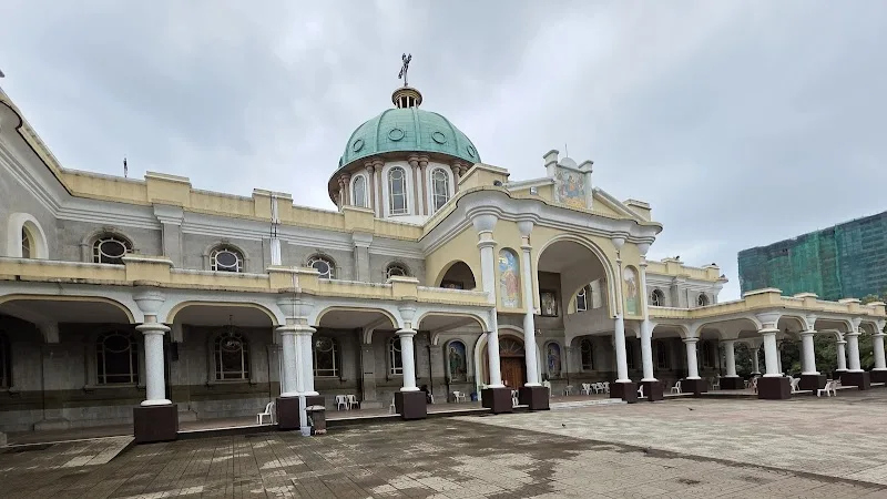 Medhanealem Cathedral in Addis Ababa, Bole  view 2