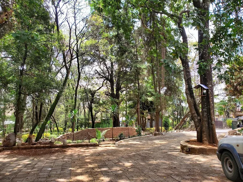 St.George Golla Art Gallery in Addis Ababa, Lideta  view 2