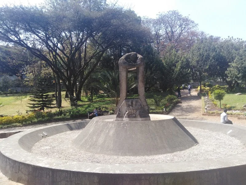 Ethiopia-Cuba Friendship Memorial Park - የኢትዮ-ኩባ የወዳጅነት ፓርክ in Addis Ababa, Lideta  view 4