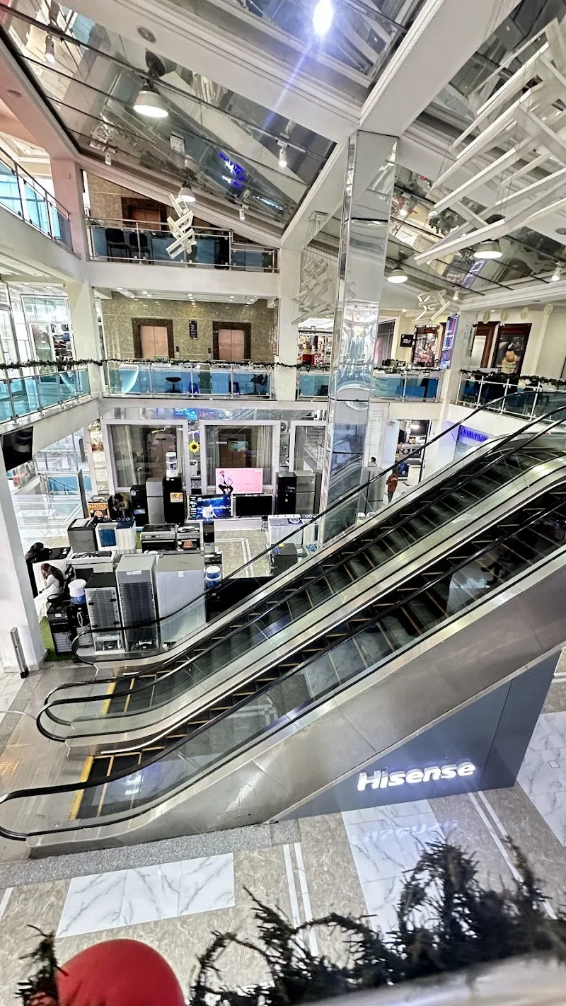 ኤሊያና ሞል | ፒያሳ | Eliana Mall | Piazza in Addis Ababa, Arada  view 2