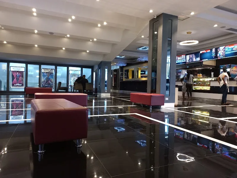 ኤሊያና ሲኒማ | Eliana Cinema in Addis Ababa, Arada  view 3