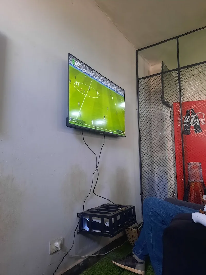 22 Game Zone in Addis Ababa, Bole  view 5