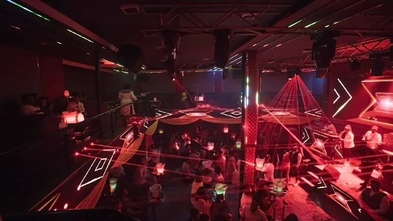 The platinum night club addis abeba in Addis Ababa, Kirkos  view 5