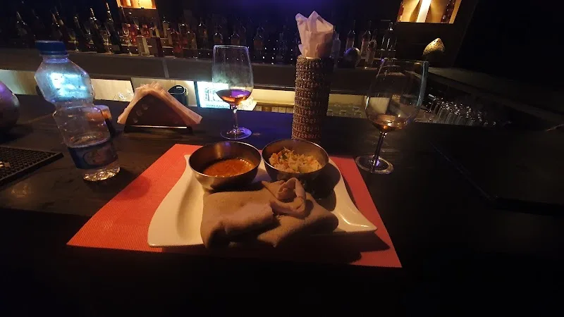 Red Rose Addis Grill & Cocktail Bar in አዲስ አበባ, ንፋስ ስልክ ላፍቶ  view 5