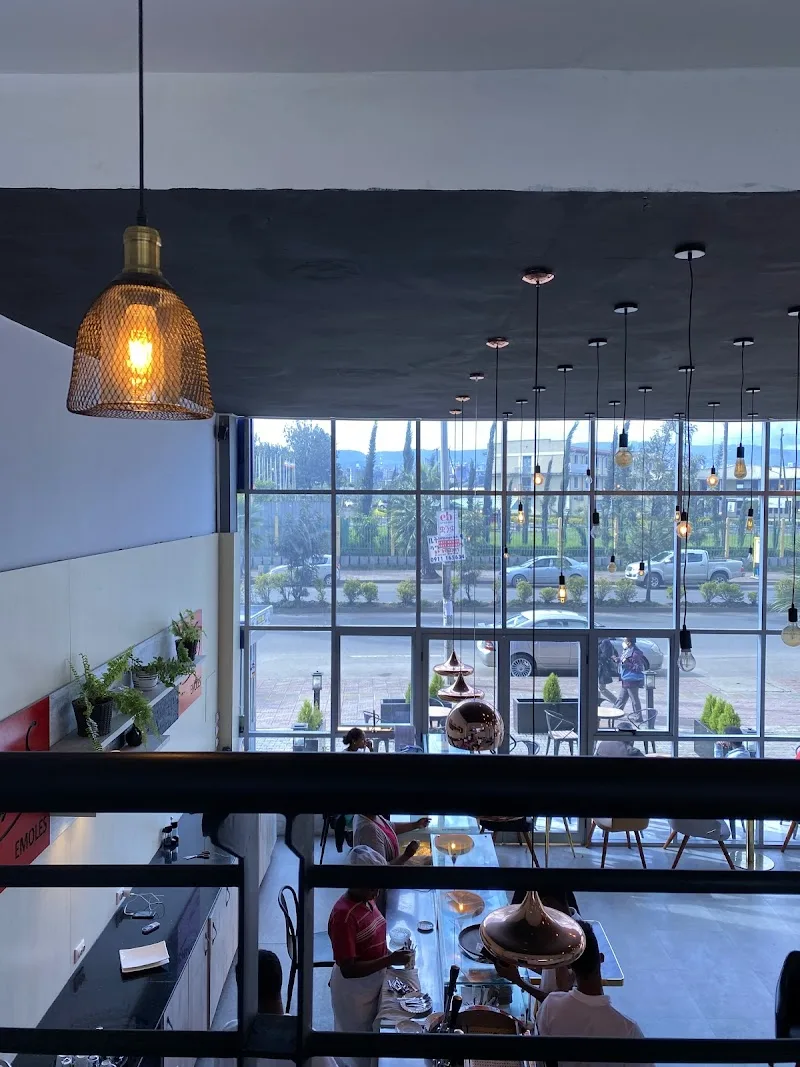 Emoles Cafe (Sarbet) in አዲስ አበባ, ንፋስ ስልክ ላፍቶ  view 3