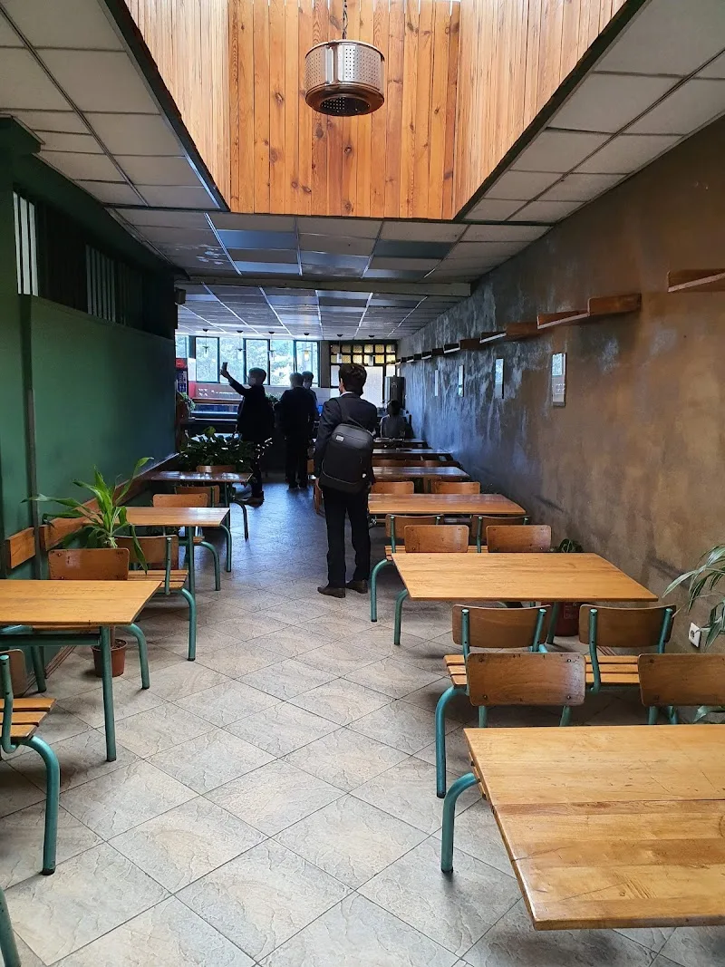 እፎይ ፒዛ - ሳርቤት / Effoi Pizza - Sarbet in አዲስ አበባ, ቂርቆስ ክፍለ ከተማ  view 5